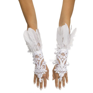 Feather Glovelette