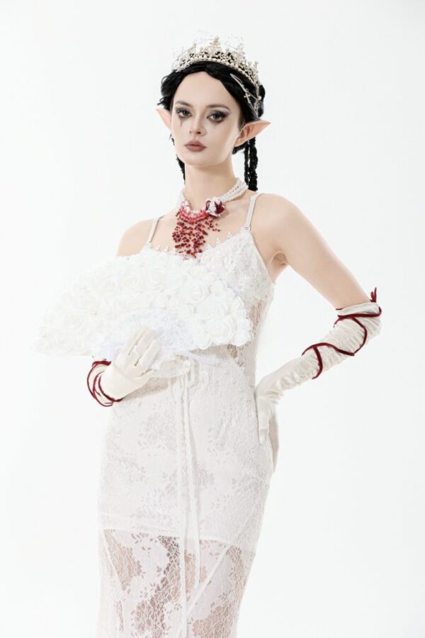 Elegant White Gothic Rose Lace Fan