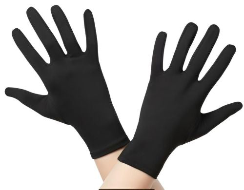 Short Black Gloves