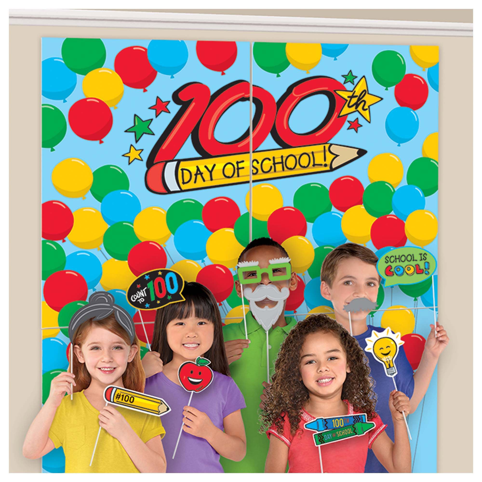 100th Day Scene Setter® With Props