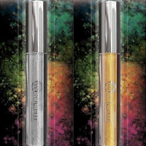 Available in silver or gold