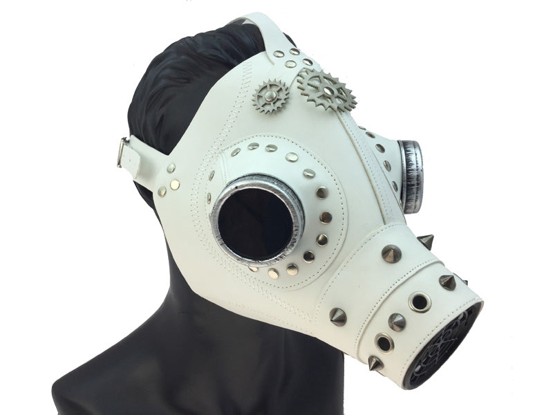 white plaque doctor mask