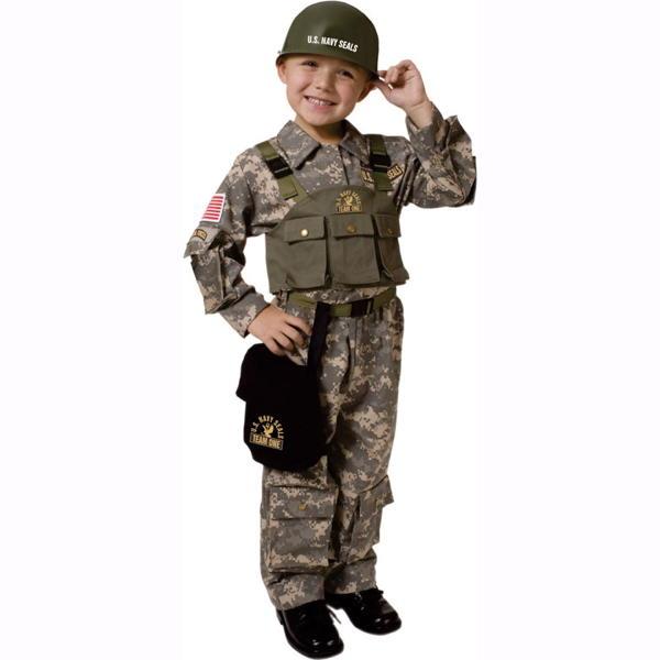 Camo set with vest, hat and pouch